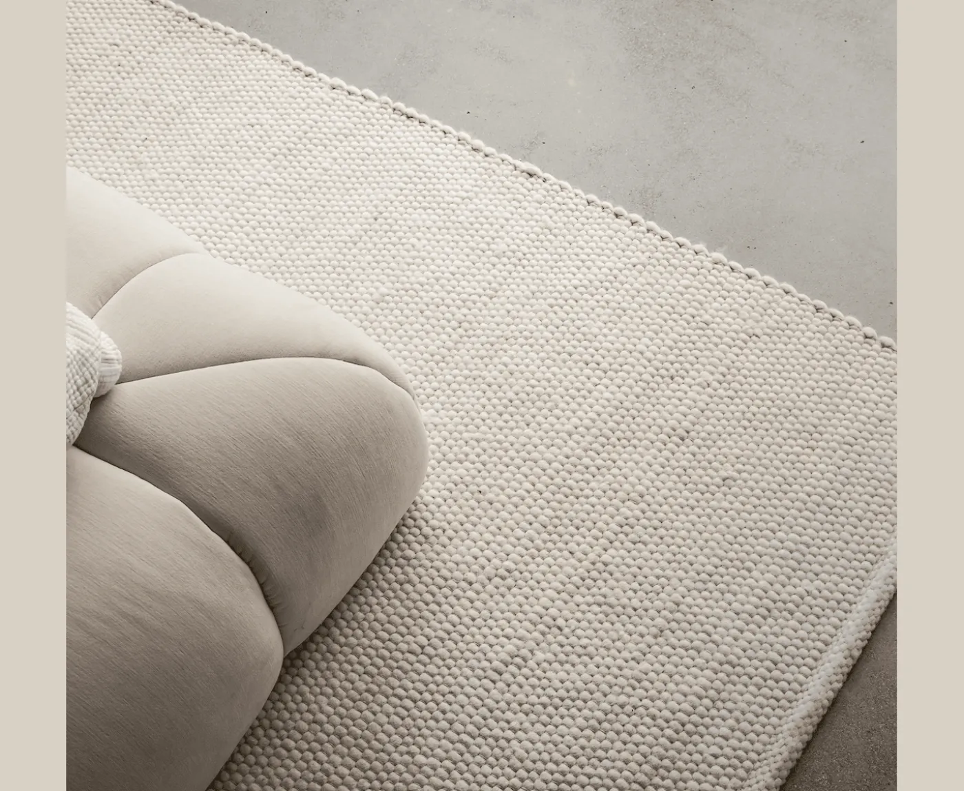 Sleepo Collection Milos Ullmatta White 300x400