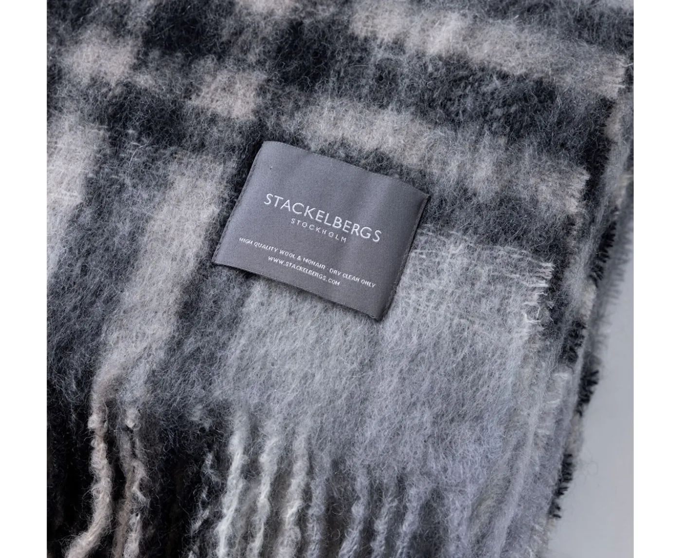 Stackelbergs Mohair Pläd Black & Skiffer Check