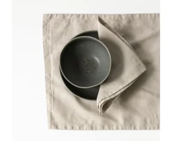 Tell me more Bordstablett Linne Warm Grey