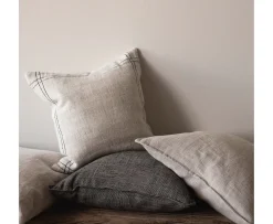 Tell me more Elton Kuddfodral Beige/Black 50x50