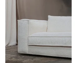 Tinted Klinge Soffa Bouclé Soft Offwhite 243cm
