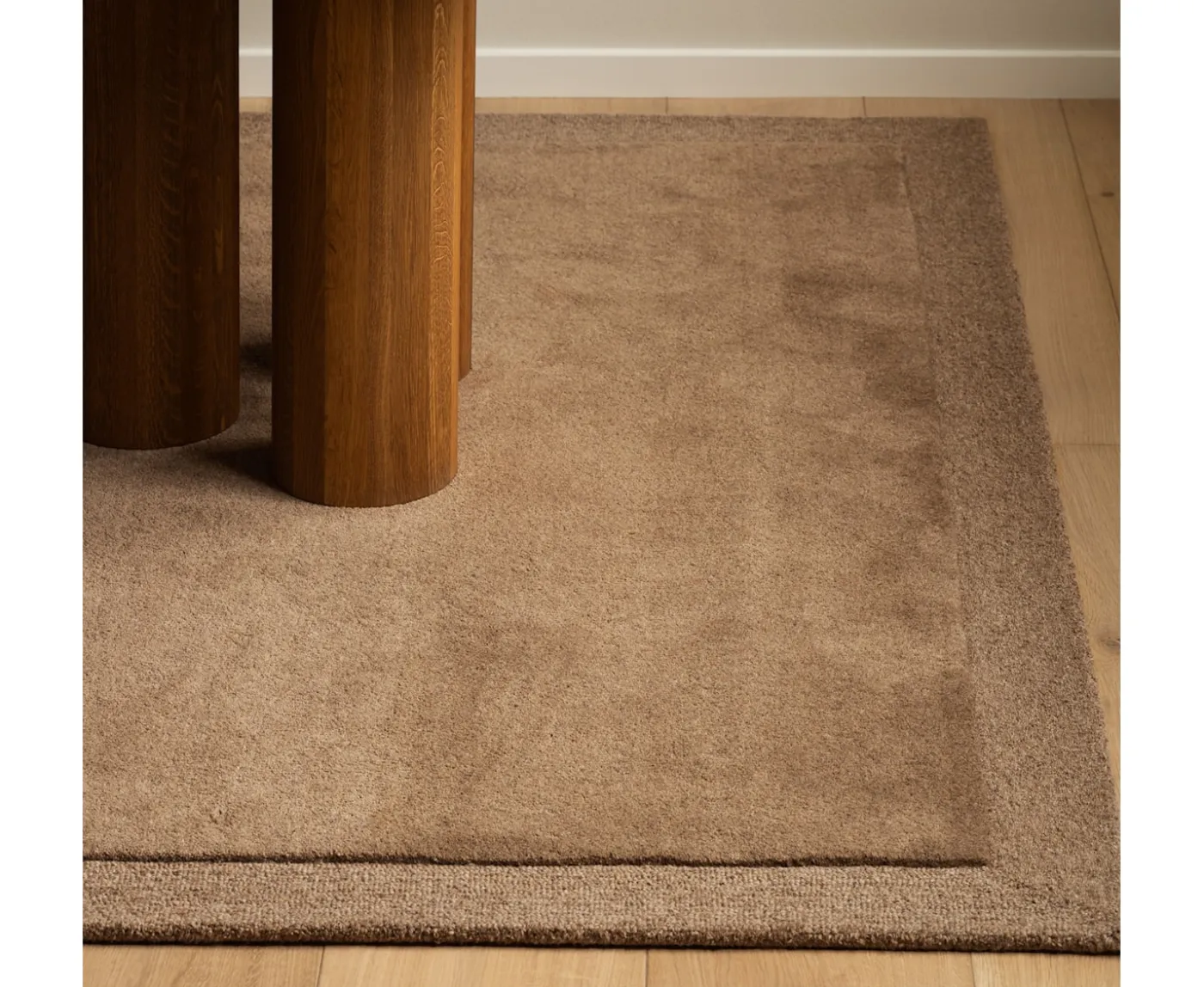 Tinted Louis Ullmatta Beige Brown 200x300