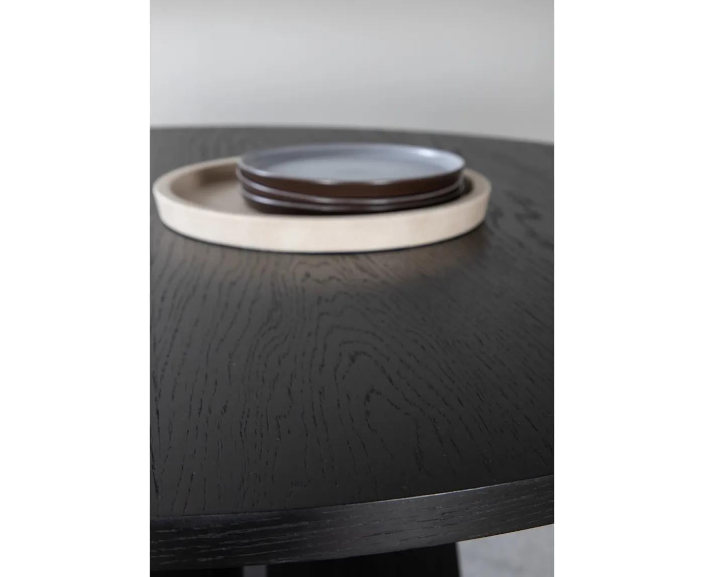 Venture Home Bootcut Matbord Svart Ø110
