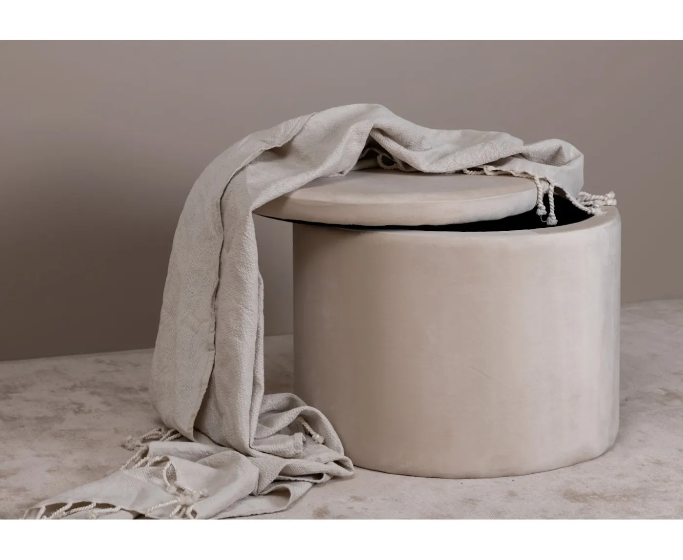 Venture Home Dunken Sittpuff Förvaring Sammet Beige