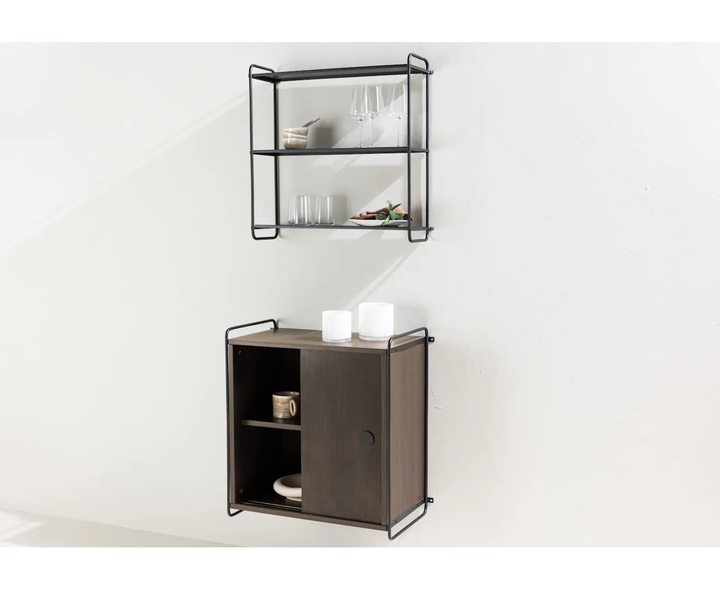 Venture Home Lyon Vägghylla Black 62cm