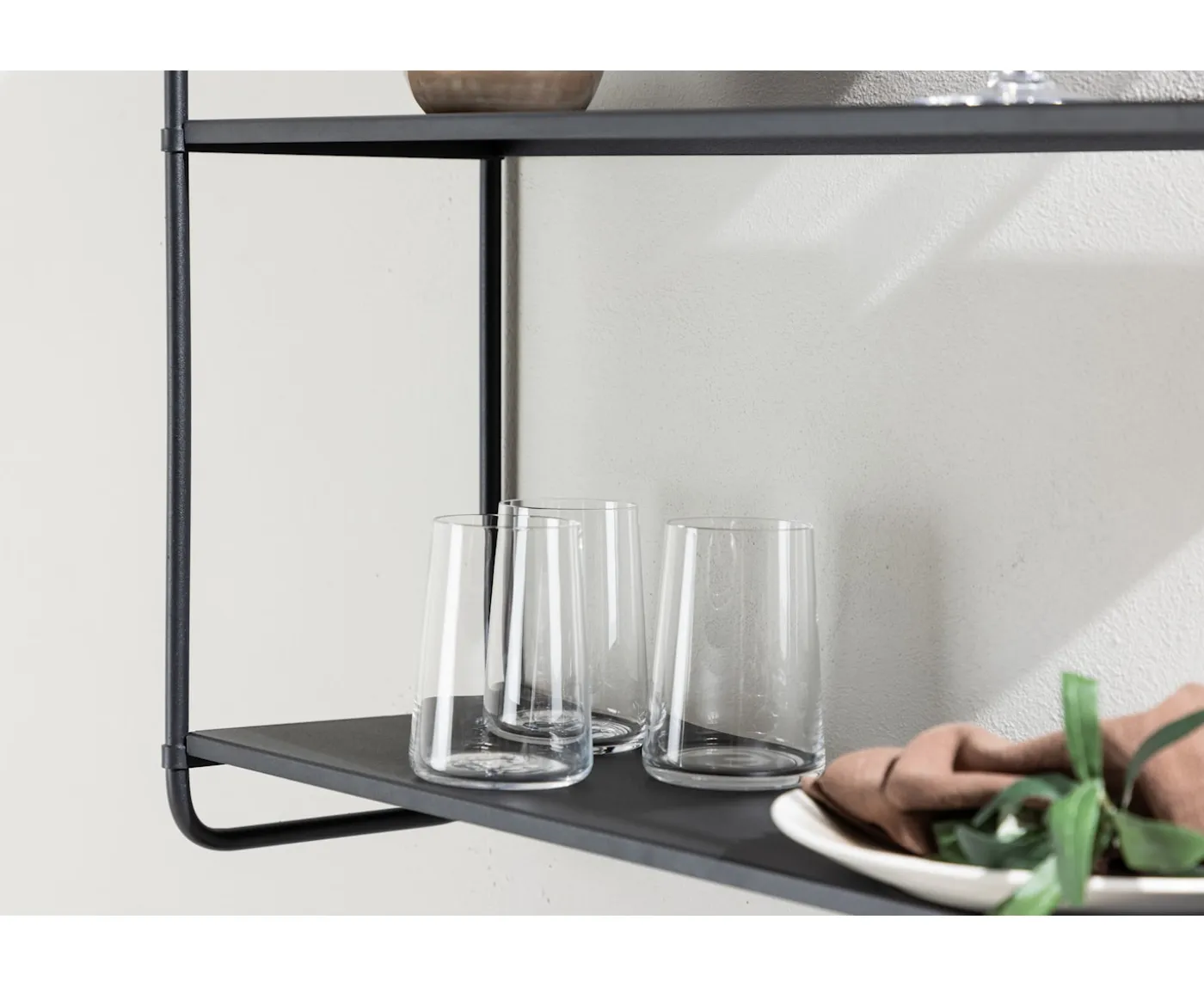 Venture Home Lyon Vägghylla Black 62cm