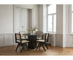 Venture Home Olivia Matbord Svart 110x110