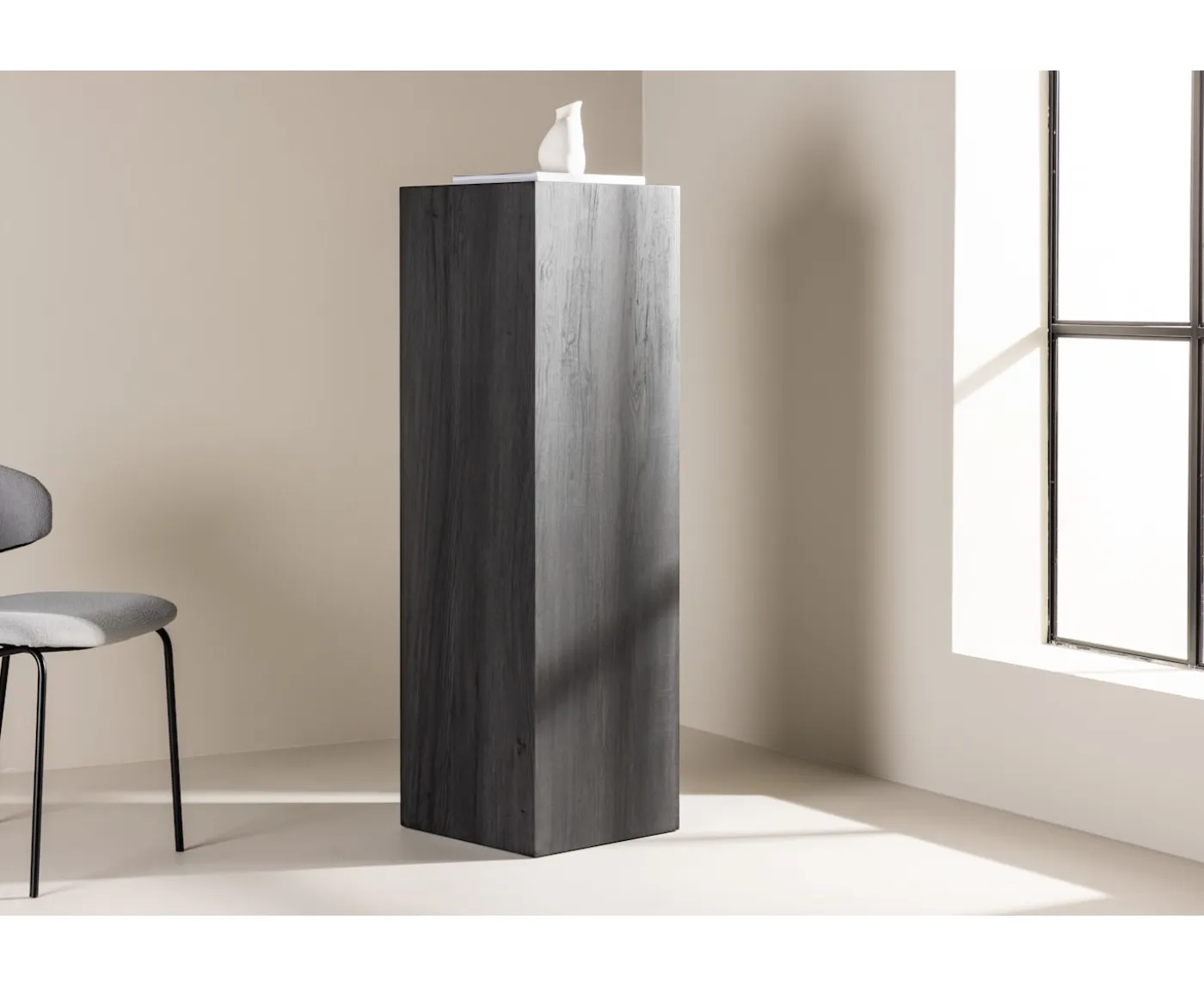 Vind Ramsvik Piedestal Black 130cm