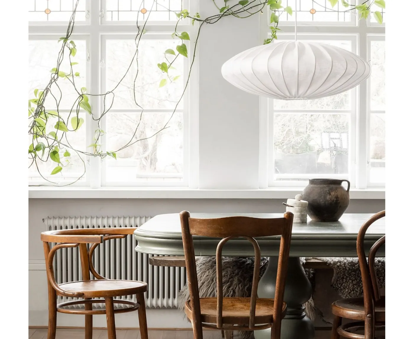 Watt & Veke Ellipse Taklampa Linne White 65cm