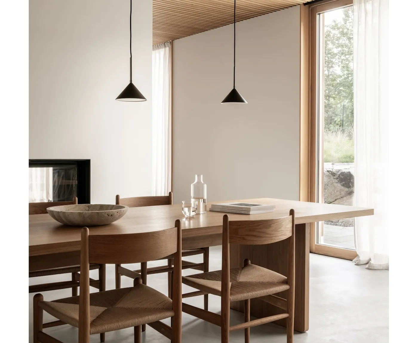 Watt & Veke Kuro Taklampa Black Ø17