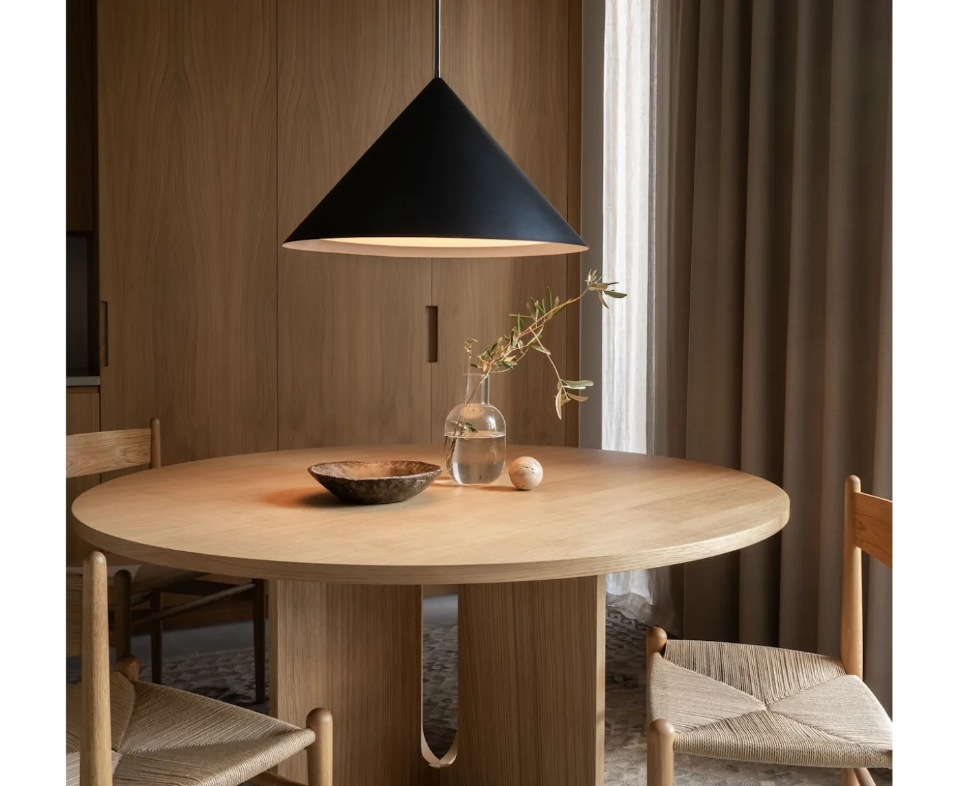 Watt & Veke Kuro Taklampa Black Ø65