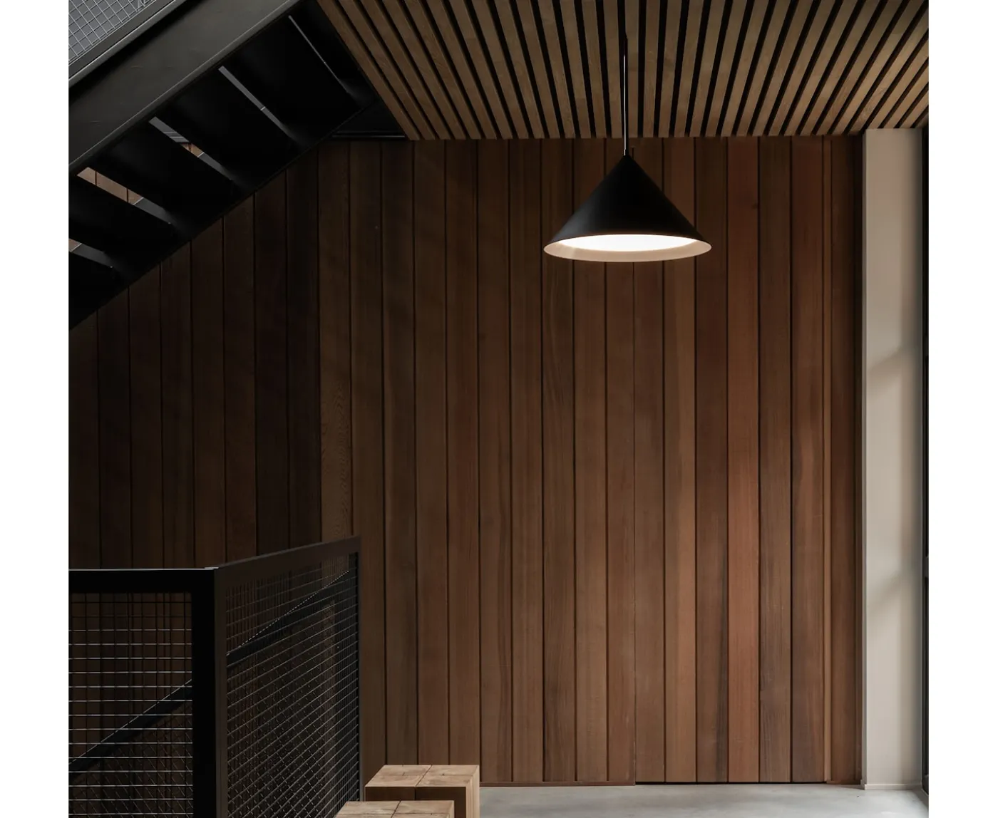 Watt & Veke Kuro Taklampa Black Ø45