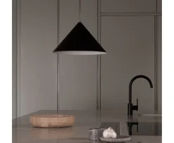 Watt & Veke Kuro Taklampa Black Ø45